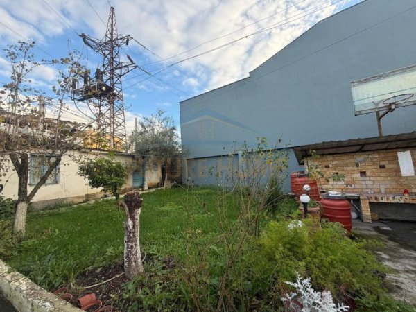 Tirane, shitet shtepi 1 Katshe Kati 1, 111 m² 200.000 € 