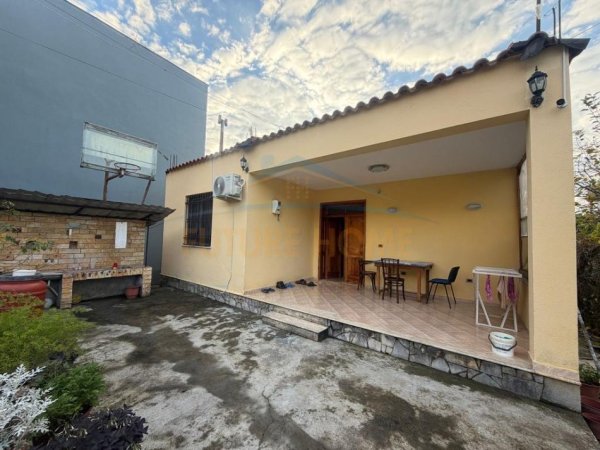 Tirane, shitet shtepi 1 Katshe Kati 1, 111 m² 200.000 € 