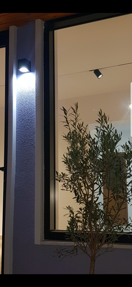 Tirane, jap me qera ambjent biznesi Kati 0, 45m² 430 € (Blvd. PETRO NiNI LUARASI)