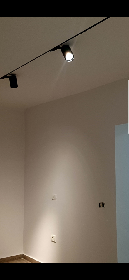 Tirane, jap me qera ambjent biznesi Kati 0, 45m² 430 € (Blvd. PETRO NiNI LUARASI)