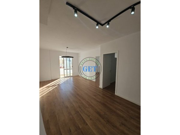 Durres, shitet apartament 2+1 Kati 3, 85 m² 116.000 € 