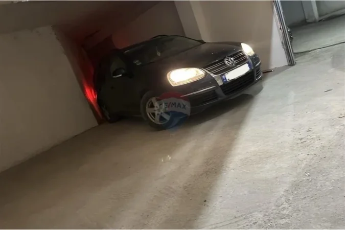Tirane, shitet garazh | post parkimi Kati -2, 16 m² (Tregu Elektrik I Ri, Tiranë(ID: 530551001-280)