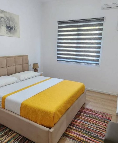 Tirane, jepet me qera apartament 2+1 Kati 3, 80 m² 700 € 