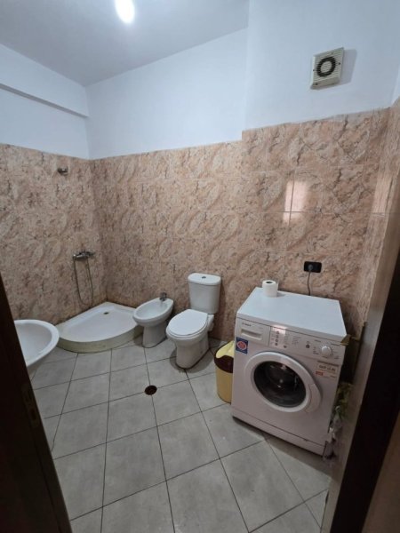 JEPET ME QIRA APARTAMENT 2+1 NE ASTIR - YZBERISHT , PRANE NELA 6,  450 €URO