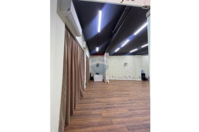 Tirane, shitet dyqan Kati 0, 70 m² 139.400 € (Qyteti Studenti, Tiranë(ID: 530571006-11)