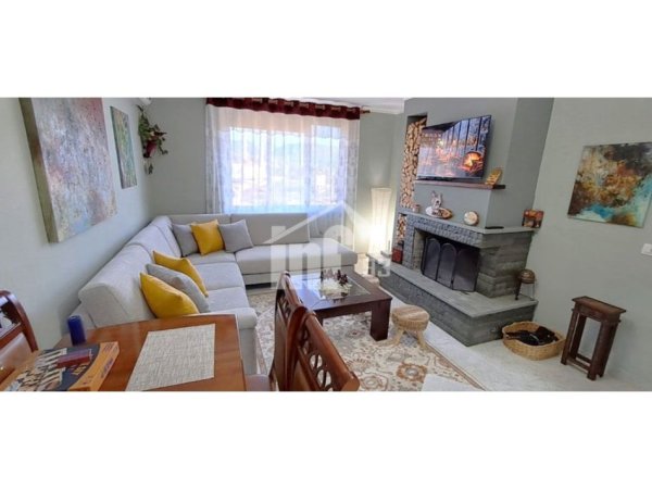 Tirane, jepet me qera apartament 1+1+Ballkon Kati 2, 55 m² 350 € (NE FSHATIN MULLET)