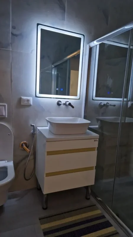 Tirane, jepet me qera apartament 1+1 Kati 9, 70 m² 600 € 