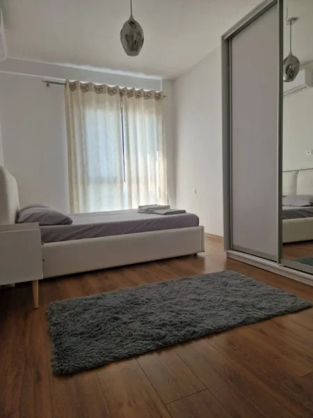 Tirane, jepet me qera apartament 1+1 Kati 9, 70 m² 600 € 