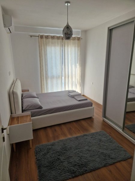 Tirane, jepet me qera apartament 1+1 Kati 9, 70 m² 600 € 