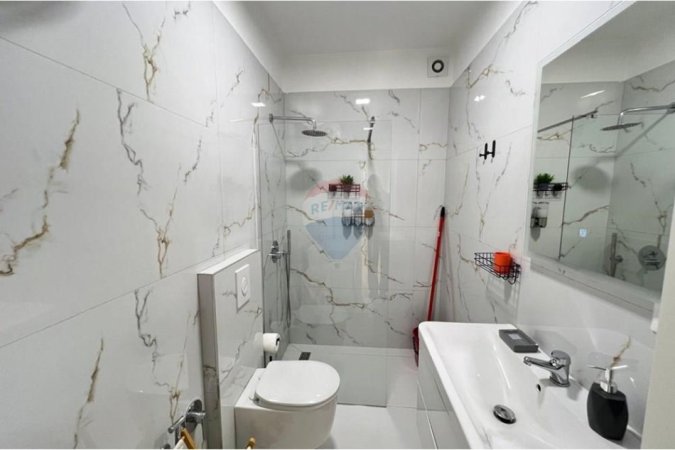 Tirane, jepet me qera apartament 1+1+Ballkon , 65 m² 700 € (Rruga Sali Butka)