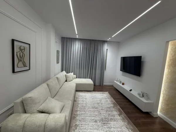Tirane, jepet me qera apartament 1+1 Kati 6, 66 m² 500 € (Yzberisht)