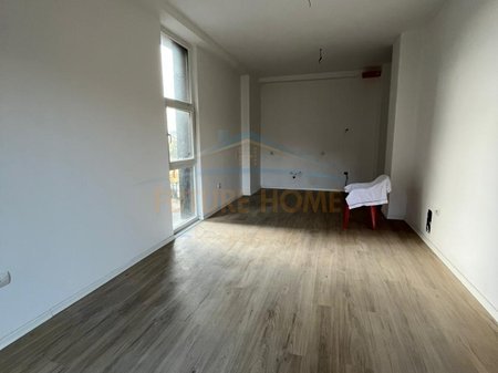 Tirane, shitet apartament 2+1 Kati 1, 105 m² 191.000 € 