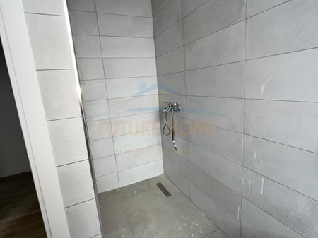 Tirane, shitet apartament 2+1 Kati 1, 105 m² 191.000 € 