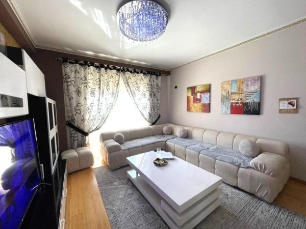 SHITET APARTAMENT 2+1 NE DON BOSKO,   213.000 €URO