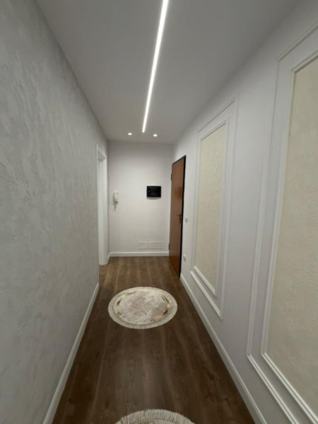 Tirane, jepet me qera apartament 1+1+Aneks+Ballkon Kati 6, 69 m² 
