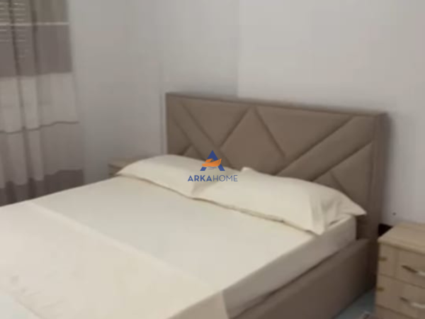 jepet me qera apartament 3+1+Ballkon Kati 5, 135 m² 750 €