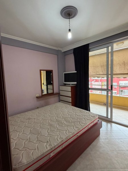 Tirane, shitet apartament 2+1 Kati 8, 79 m² 100.000 € (Rruga Mikel Maruli)