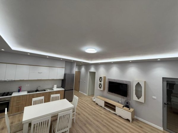 Tirane, jepet me qera apartament 1+1 Kati 4, 76 m² 550 € (Astir)