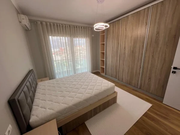 Tirane, shitet apartament 2+1 , 91 m² 143.009 € (Rr. Besim Alla)