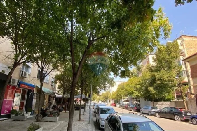 Tirane, shitet shtepi 2 Katshe , 176 m² 400.000 € (Rruga Fortuzi, Tiranë(ID: 530591002-26)