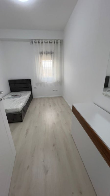Tirane, jepet me qera apartament 2+1+Ballkon, 57.000 Leke/Muaj, Kati 8, 80 m² (Astir)