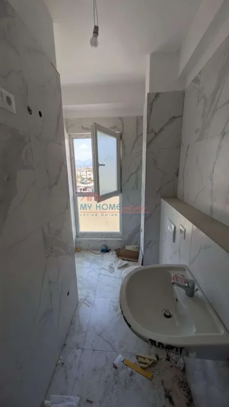 Tirane, shitet apartament 2+1+Ballkon Kati 5, 118 m² 206.000 € (Rruga Dritan Hoxha)