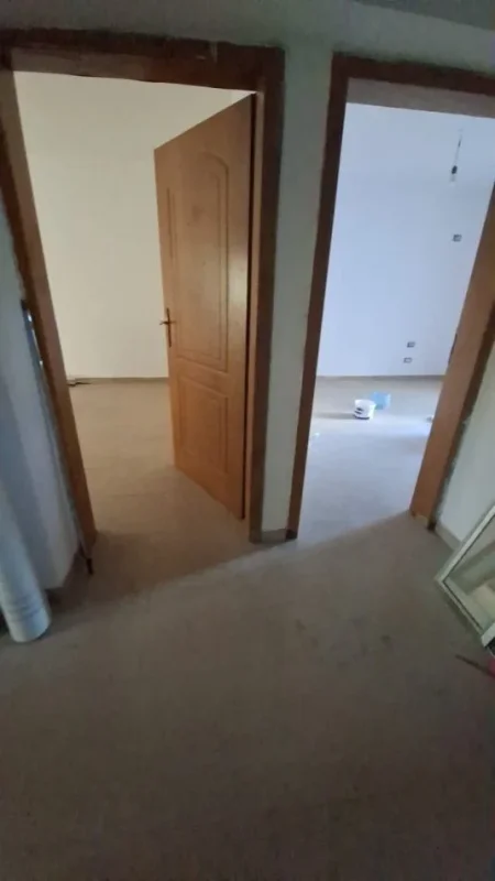 Tirane, jepet me qera apartament 2+1 Kati 2, 610 € 