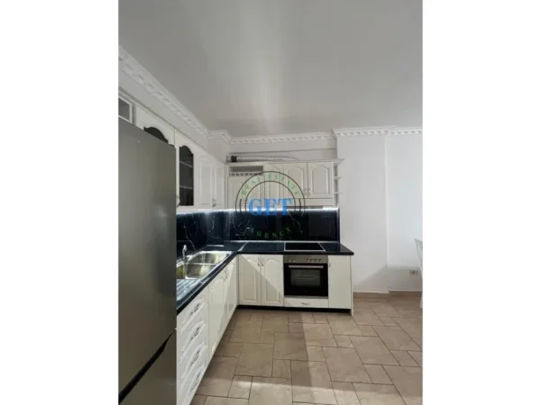 Durres, shitet apartament 1+1 Kati 7, 84 m² 110.000 € (plazh hekurudha durres)