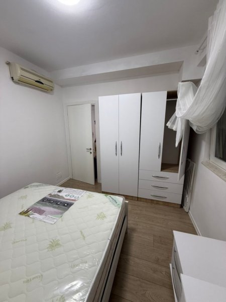 Tirane, jepet me qera apartament 1+1 Kati 1, 60 m² 500 € (Kompleksi FZ, Liqeni i Thate)