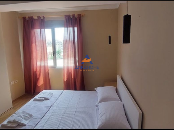 Tirane, jap me qera apartament 1+1+Ballkon Kati 4, 70 m² 624 € 