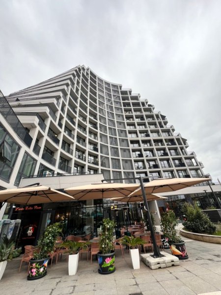 Tirane, jap me qera ambjent biznesi Kati 1, 127 m² 2.500 € (Rruga e kosovareve)