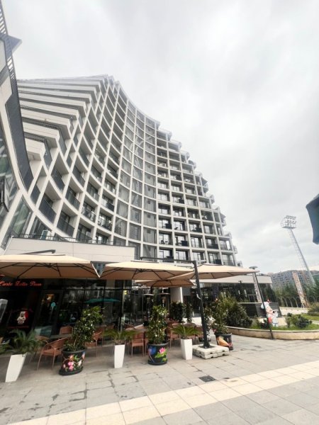 Tirane, jap me qera ambjent biznesi Kati 1, 127 m² 2.500 € (Rruga e kosovareve)