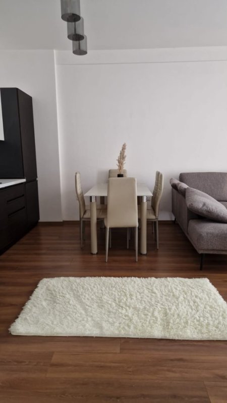 Tirane, jepet me qera apartament 1+1+Ballkon Kati 9, 70 m² 600 € (Rruga e Dibres, Kompleksi Arlis)