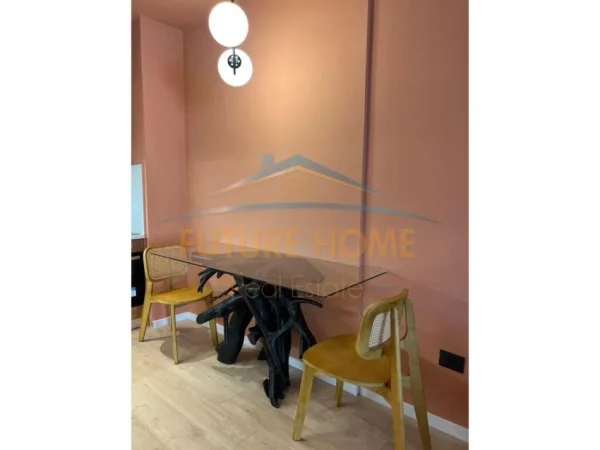 Tirane, jepet me qera apartament 1+1 Kati 12, 76 m² 900 € (Bulevardi Gjergj Fishta ish Ekspozita)