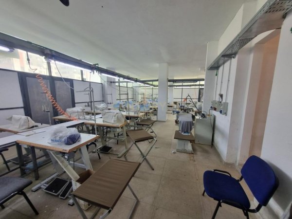 Tirane, shitet ambjent biznesi Kati 0, 225 m² 250.000 € (Ardeno)