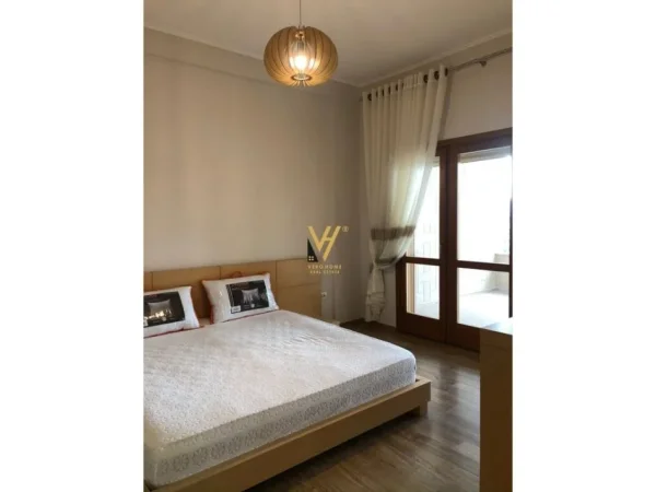 Tirane, shitet apartament 4+1+Ballkon Kati 6, 200 m² 550.000 € (KOPSHTI ZOOLOGJIK)