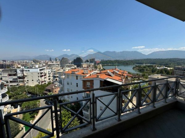Tirane, jepet me qera apartament 2+1 Kati 6, 100 m² 900 € (Kopshti Zoologjik)