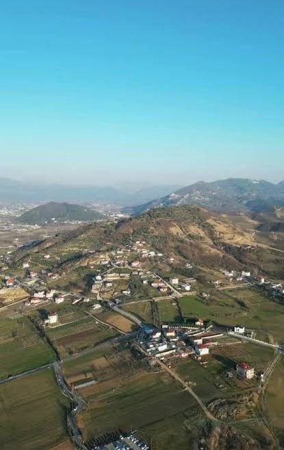 Tirane, shitet toke , 19.500 m² 400.000 € (Rruga &quot;Vishaj&quot;)