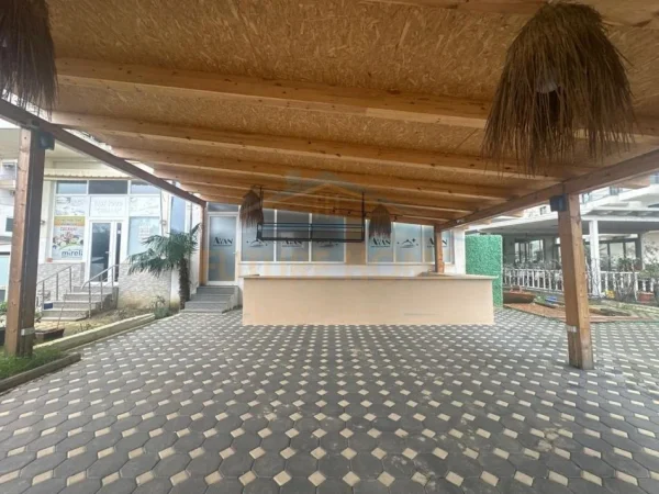 Qerret, shitet bar-resorant Kati 0, 233 m² 1.200.000 € (Plazh Qerret)