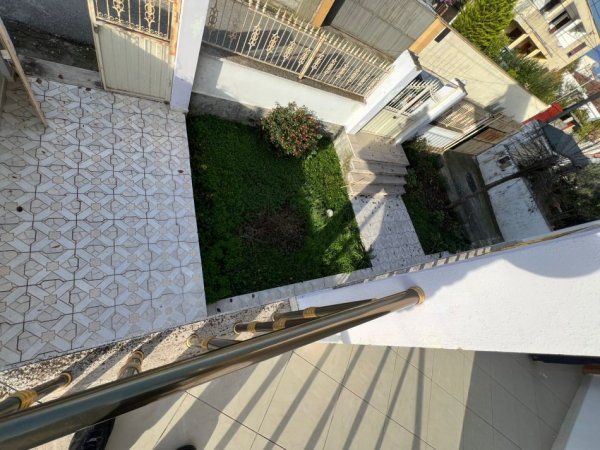 Durres, shitet Vile 5+1+Ballkon Kati 3, 680 m² 220.000 € (Rrashbull)