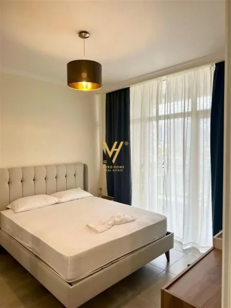 Tirane, jepet me qera apartament 1+1+Ballkon Kati 1, 70 m² 650 € (BULEVARDI I RI)