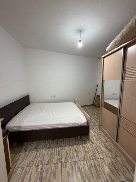 Tirane, jepet me qera apartament 1+1 Kati 6, 50 m² 350 € (Rruga Mikel Maruli)