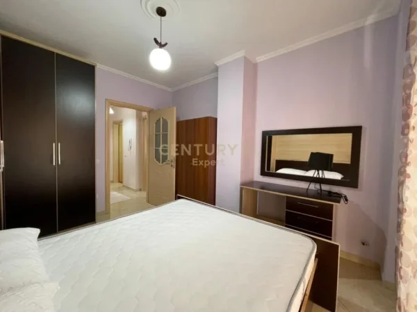 Tirane, jepet me qera apartament 1+1+Ballkon Kati 4, 72 m² 500 € (DON BOSKO)