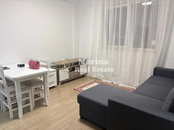 Tirane, jepet me qera apartament 1+1+Ballkon Kati 1, 55 m² 500 € (Liqeni i Thate)