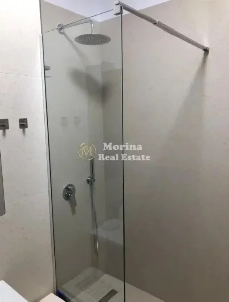 Tirane, jepet me qera apartament 1+1 Kati 9, 65 m² 650 € (Bulevardi Gjergj Fishta)