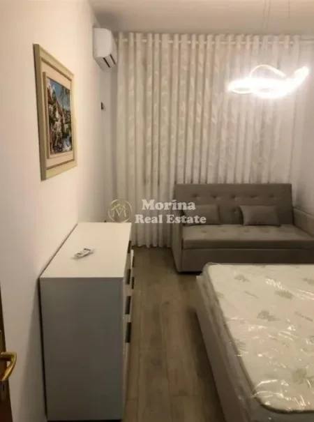 Tirane, jepet me qera apartament 1+1 Kati 9, 65 m² 650 € (Bulevardi Gjergj Fishta)