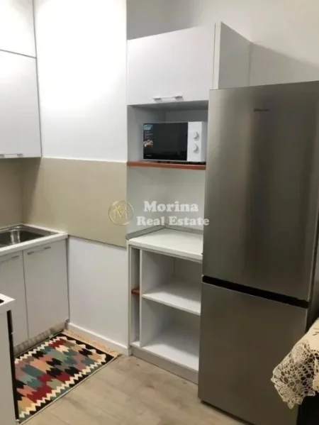 Tirane, jepet me qera apartament 1+1 Kati 9, 65 m² 650 € (Bulevardi Gjergj Fishta)