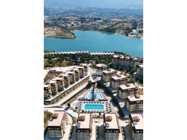 Tirane, shitet apartament 2+1+Ballkon Kati 3, 108 m² 200.000 € (Lakeland Residence Tirana, Farkë)