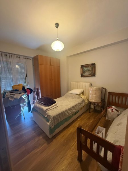 Tirane, jepet me qera apartament 2+1+Ballkon Kati 6, 80 m² 800 € (Kompleksi Delijorgji)