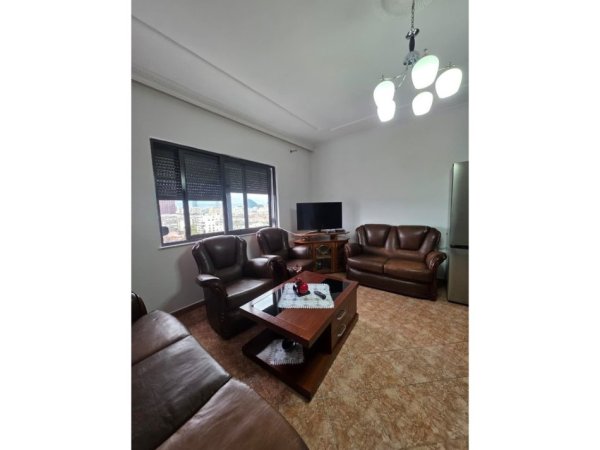 Tirane, jepet me qera 1+1 Kati 9, 60 m² 500 € (Ish Parku , Tirane.)
